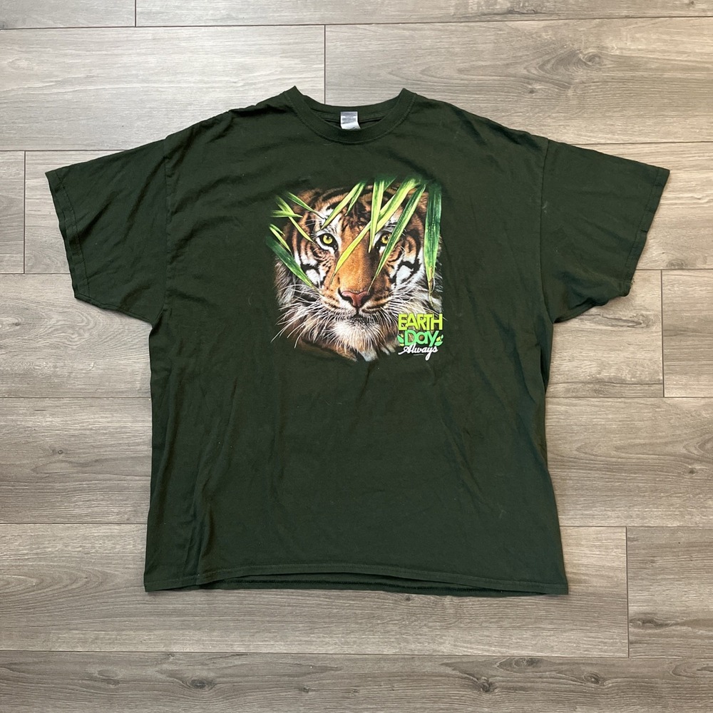 Earth Day Always Tiger T Shirt Mens 2XL Green Short Sleeve